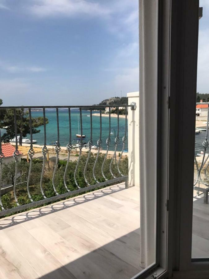 Relaxing Whole Top Floor Apartment By The Sea Zaboric Esterno foto