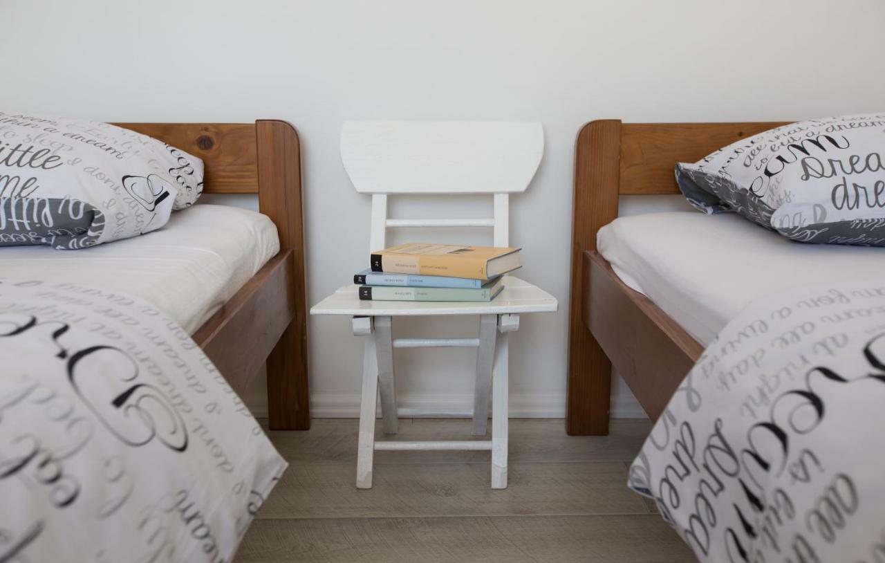 Relaxing Whole Top Floor Apartment By The Sea Zaboric Esterno foto